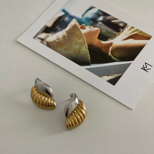 Akrogialia Earrings