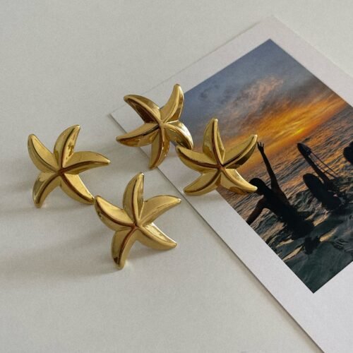 Axivada Earrings